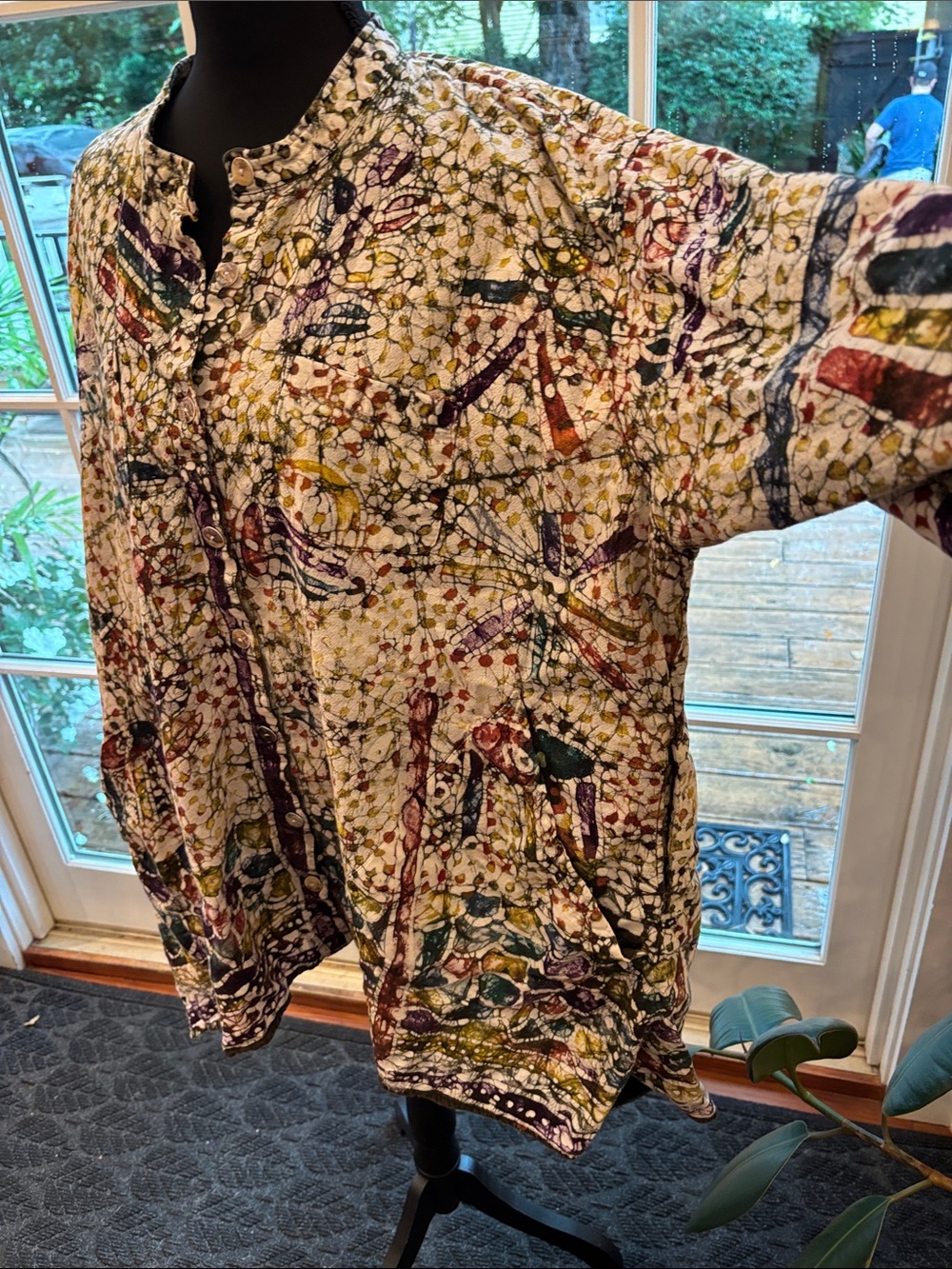 Old Style African Batik Longline Tunic - Relaxed Split Neck - Picture 9 of 11